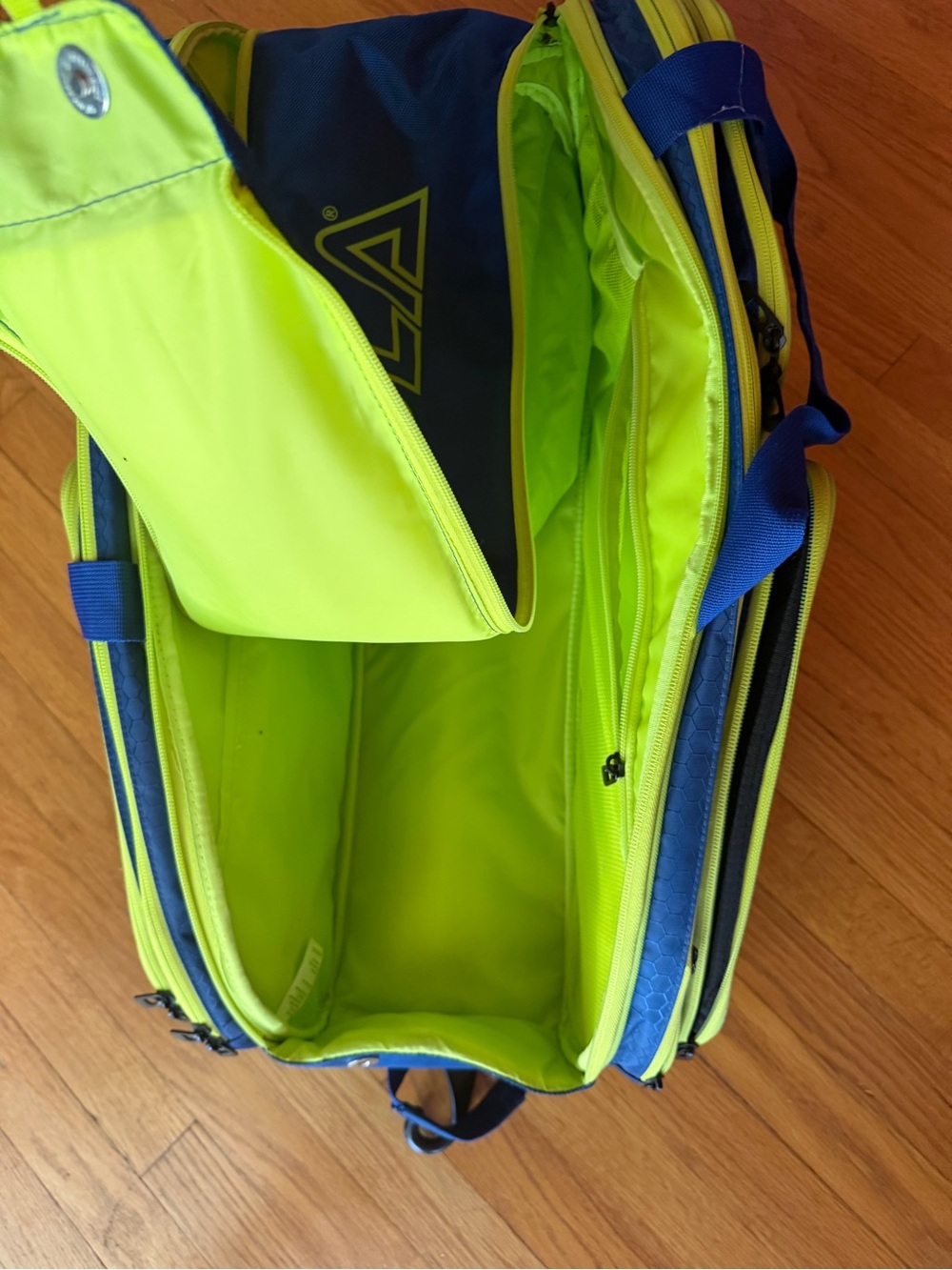 JOOLA Navy & Neon Yellow Duffel Bag for Men - Picture 4 of 10